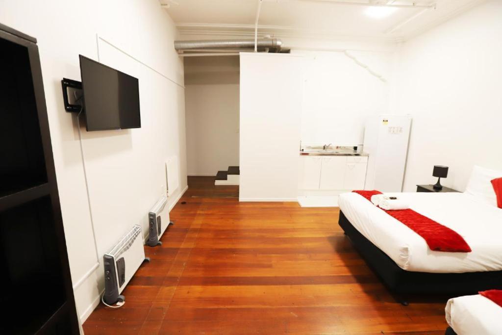 Aura Aparthotel Wellington